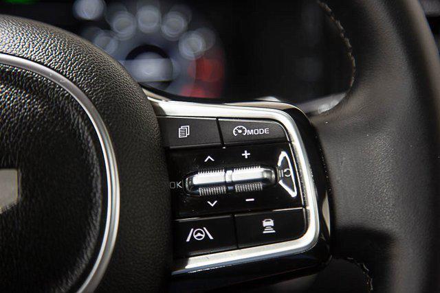 used 2023 Kia Sorento car, priced at $30,777