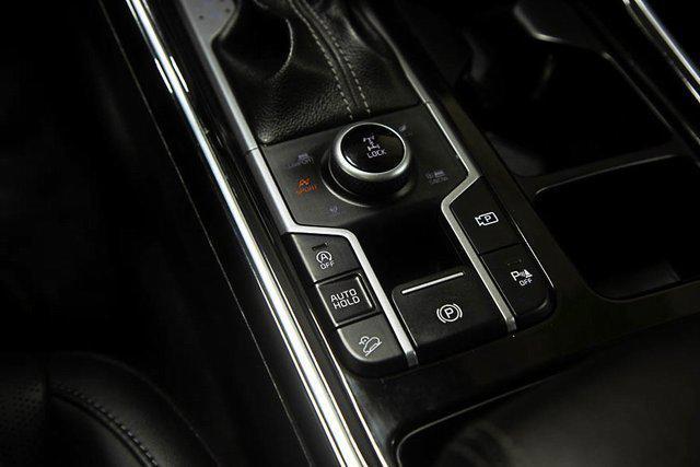 used 2023 Kia Sorento car, priced at $30,777