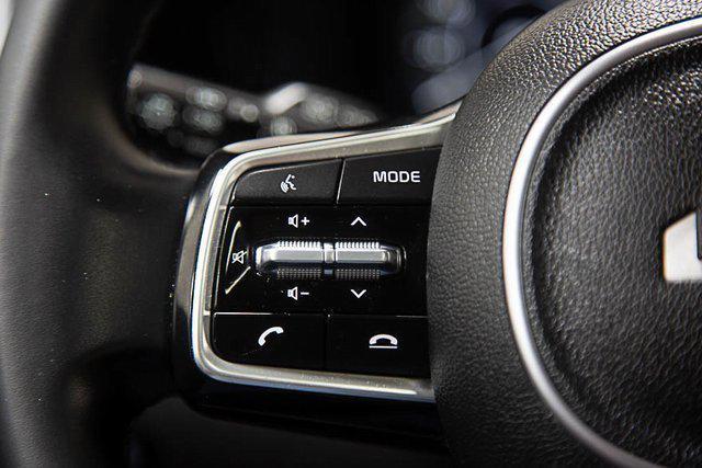 used 2023 Kia Sorento car, priced at $30,777