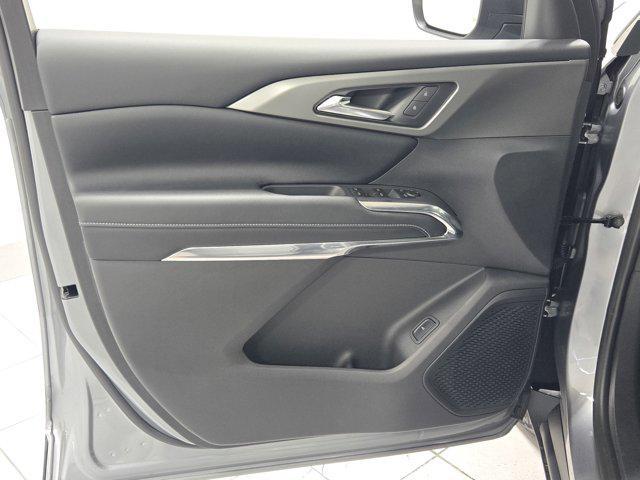 new 2025 Chevrolet Traverse car, priced at $45,576