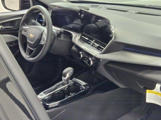 new 2025 Chevrolet Trax car, priced at $23,677