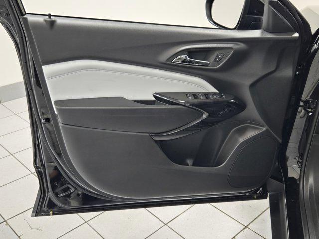 new 2025 Chevrolet Trax car, priced at $23,677