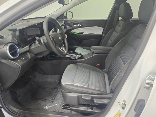 new 2025 Chevrolet Trax car, priced at $25,628
