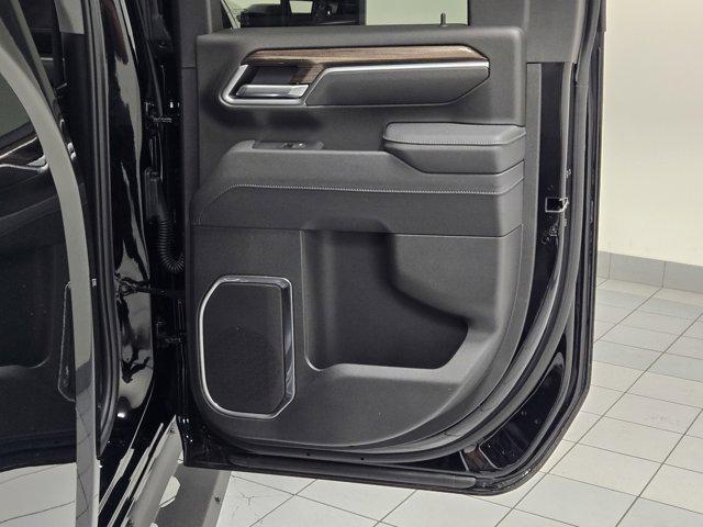 new 2025 Chevrolet Silverado 2500 car, priced at $59,213