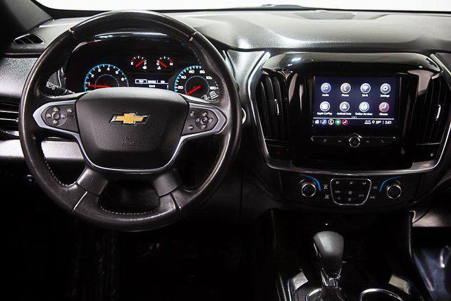 used 2022 Chevrolet Traverse car, priced at $27,877