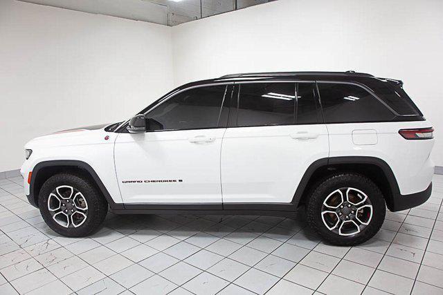used 2022 Jeep Grand Cherokee car, priced at $35,477