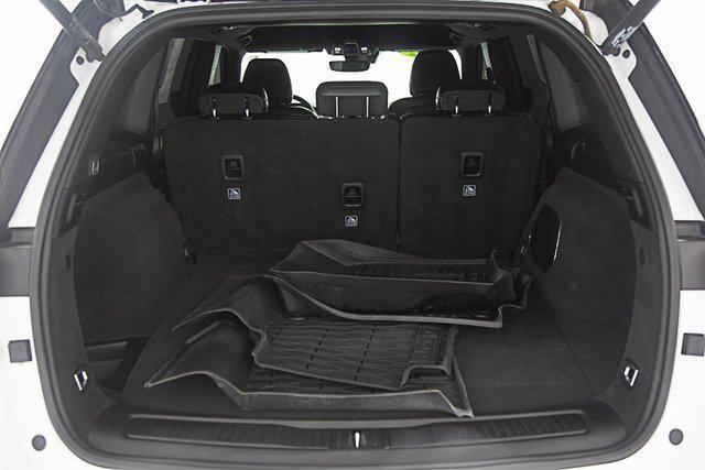 used 2022 Jeep Grand Cherokee car, priced at $35,477