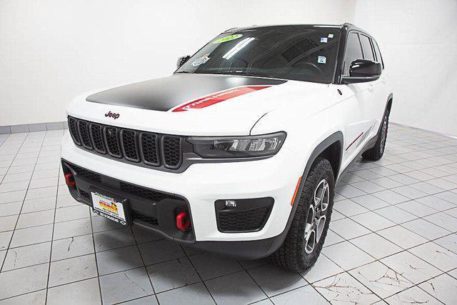used 2022 Jeep Grand Cherokee car, priced at $35,477