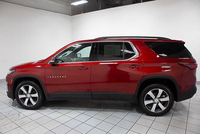 used 2022 Chevrolet Traverse car, priced at $29,777