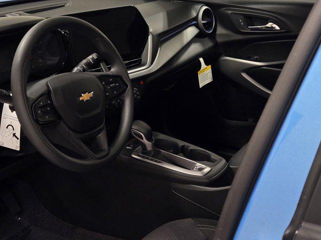 new 2025 Chevrolet Trax car, priced at $23,555