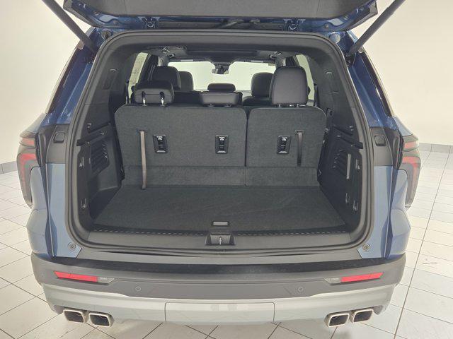 new 2025 Chevrolet Traverse car, priced at $45,524
