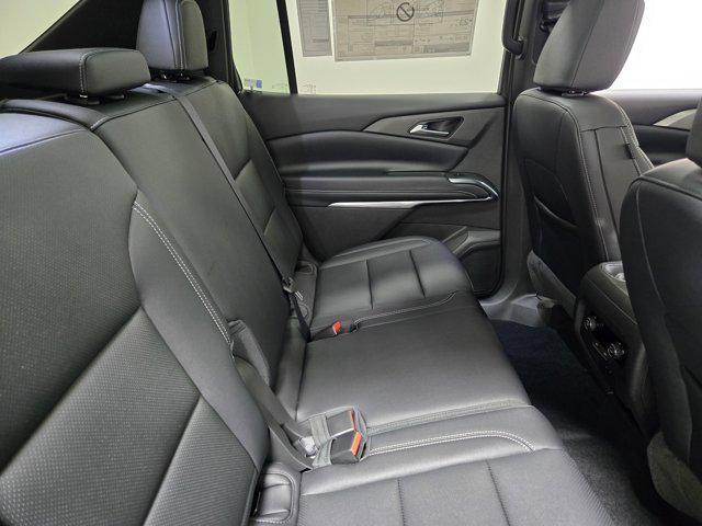 new 2025 Chevrolet Traverse car, priced at $45,524