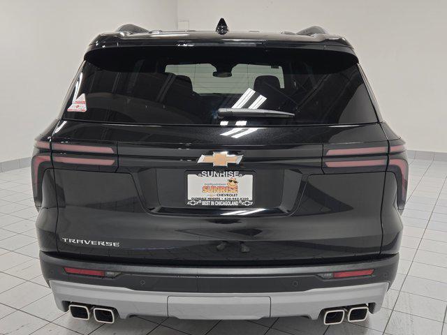 new 2025 Chevrolet Traverse car, priced at $43,382