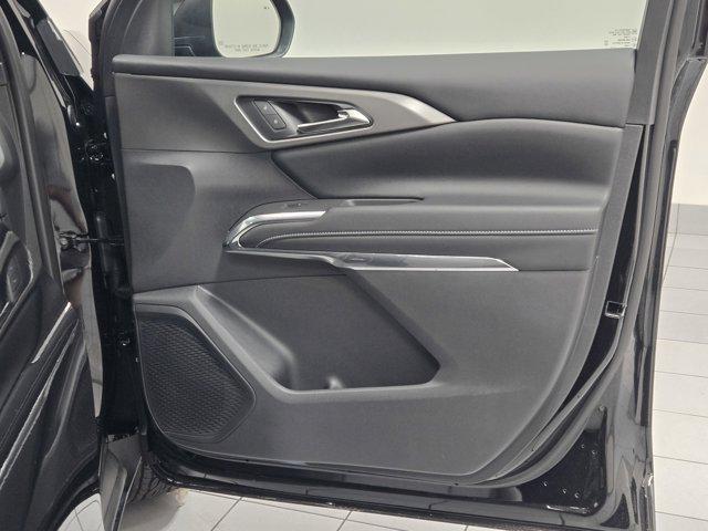 new 2025 Chevrolet Traverse car, priced at $43,382