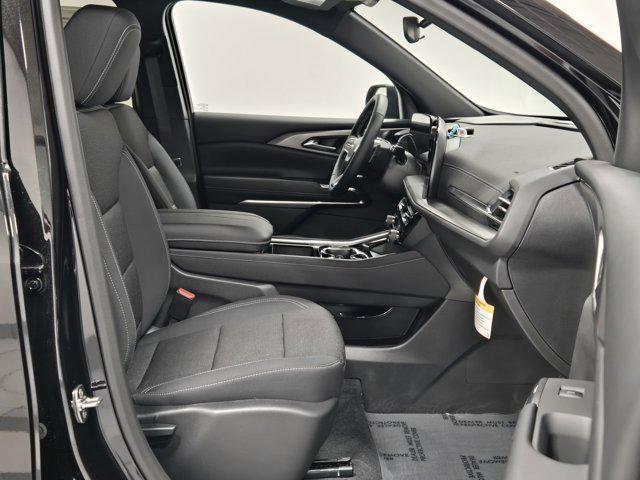 new 2025 Chevrolet Traverse car, priced at $43,382