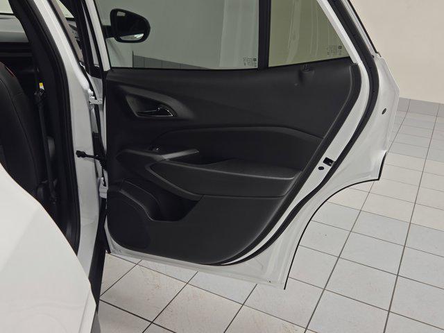 new 2025 Chevrolet Trax car, priced at $25,047