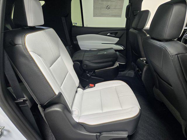 new 2026 Chevrolet Traverse car, priced at $59,578