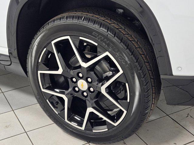 new 2026 Chevrolet Traverse car, priced at $59,578