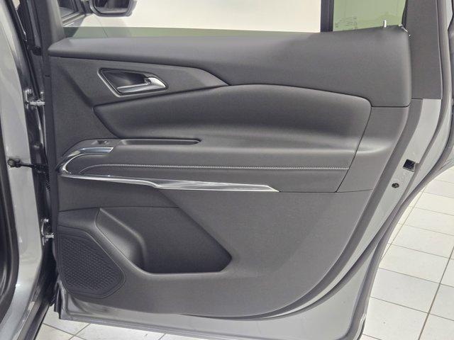 new 2025 Chevrolet Traverse car, priced at $41,396