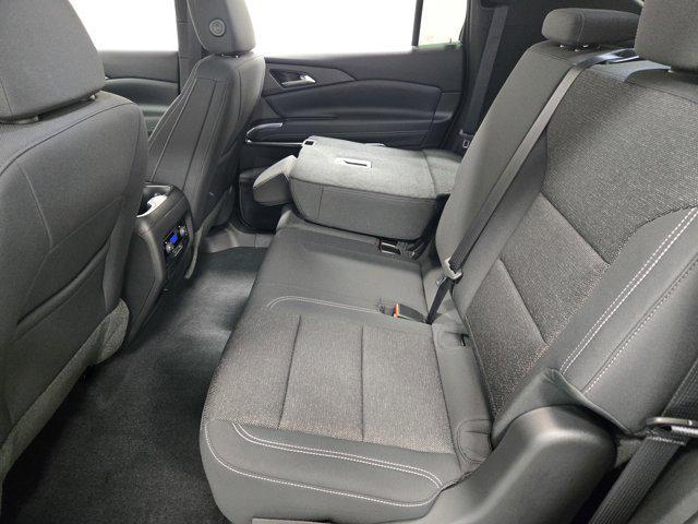 new 2025 Chevrolet Traverse car, priced at $41,396