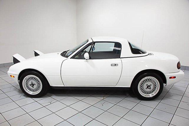 used 1990 Mazda MX-5 Miata car, priced at $13,777