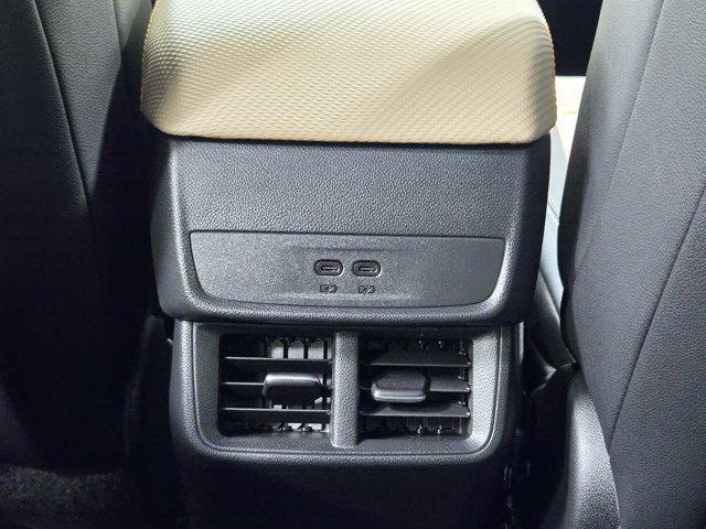 new 2025 Chevrolet Equinox car, priced at $33,151