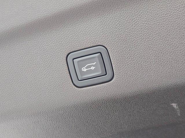 used 2023 GMC Yukon car, priced at $59,777