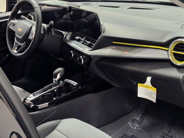 new 2025 Chevrolet Trax car, priced at $24,313