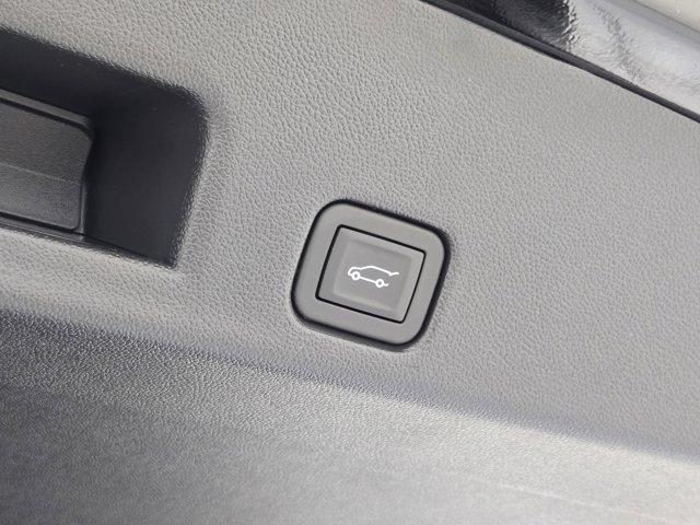 new 2026 Chevrolet Traverse car, priced at $48,724