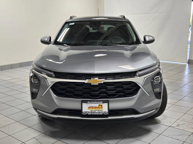 new 2025 Chevrolet Trax car, priced at $23,465