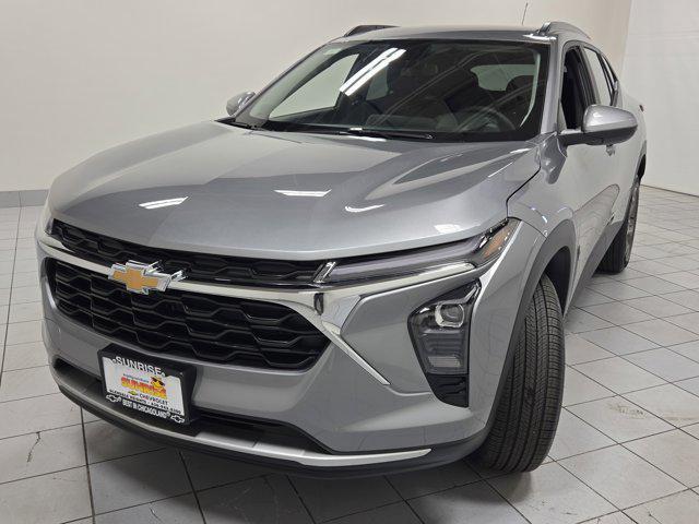 new 2025 Chevrolet Trax car, priced at $23,465