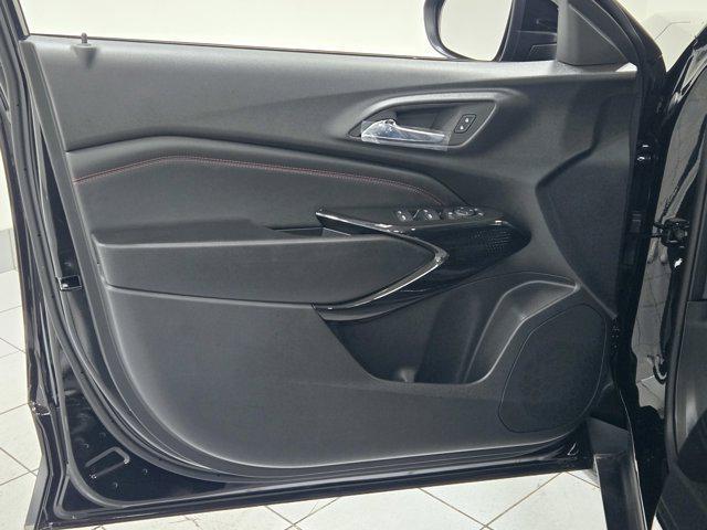 new 2025 Chevrolet Trax car, priced at $25,272