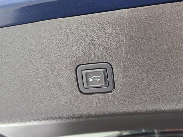 used 2022 Chevrolet Traverse car, priced at $29,986