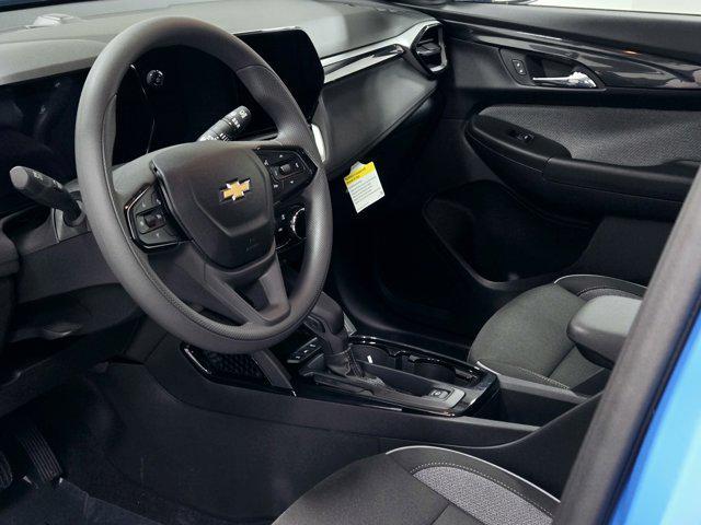 new 2025 Chevrolet TrailBlazer car, priced at $25,075