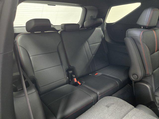 new 2025 Chevrolet Traverse car, priced at $57,069
