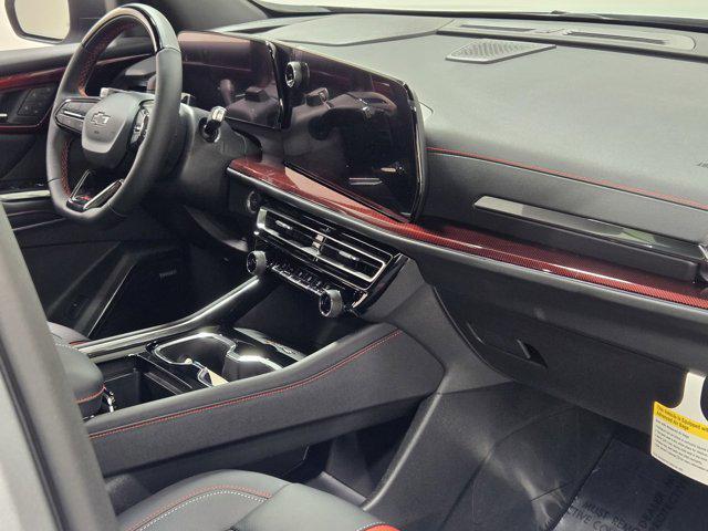 new 2025 Chevrolet Traverse car, priced at $57,069