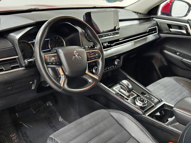 used 2024 Mitsubishi Outlander car, priced at $24,977