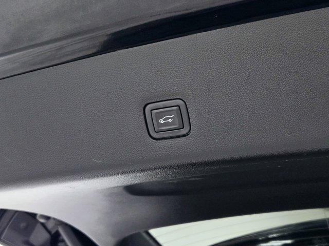 used 2020 Chevrolet Traverse car, priced at $23,777
