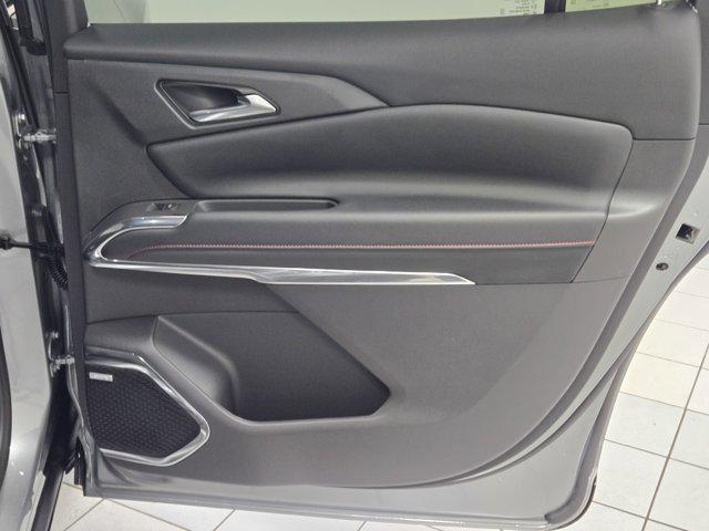 new 2026 Chevrolet Traverse car, priced at $56,445