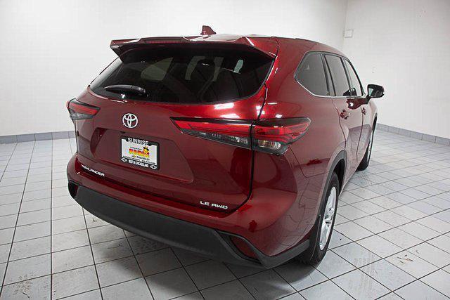used 2020 Toyota Highlander car, priced at $25,486