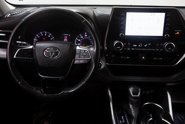 used 2020 Toyota Highlander car, priced at $25,486