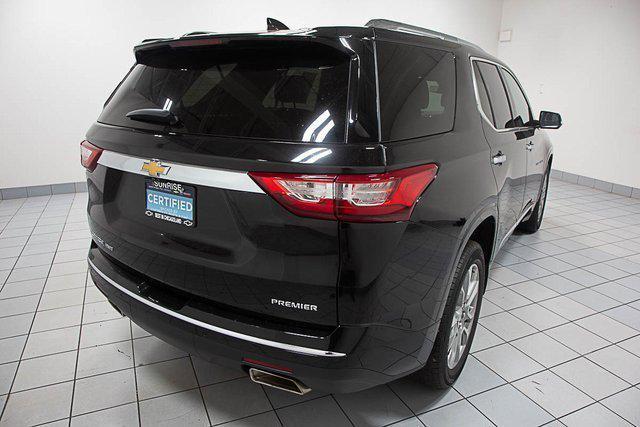 used 2020 Chevrolet Traverse car, priced at $32,986