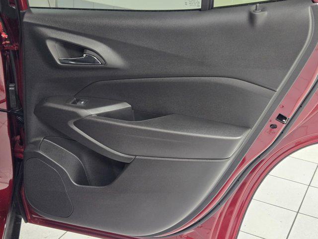 new 2025 Chevrolet Trax car, priced at $23,530