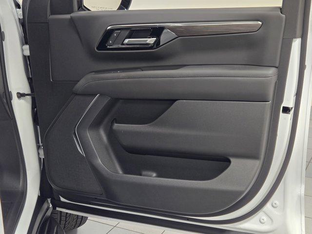 new 2025 Chevrolet Suburban car, priced at $67,960