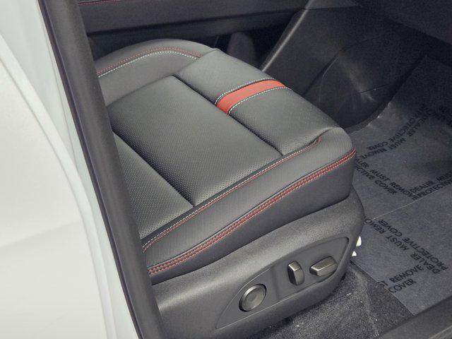 new 2026 Chevrolet Traverse car, priced at $58,872