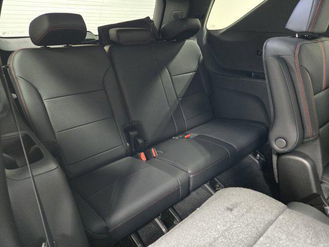 new 2026 Chevrolet Traverse car, priced at $58,872