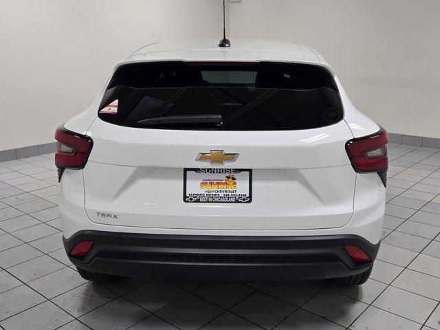 new 2026 Chevrolet Trax car, priced at $23,325