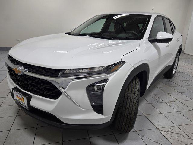 new 2026 Chevrolet Trax car, priced at $23,325