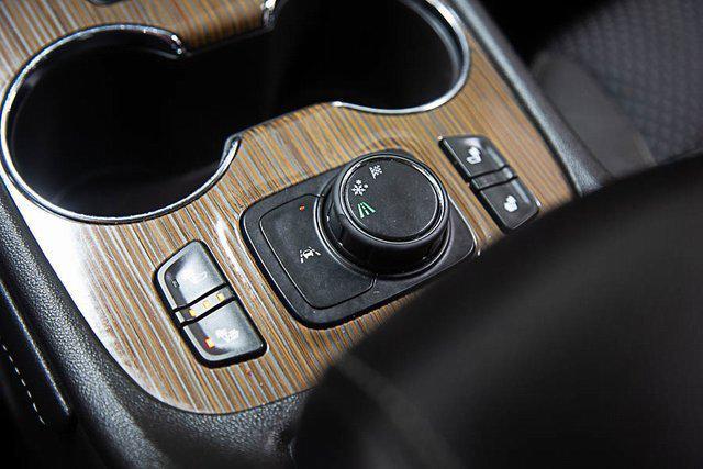 used 2023 GMC Acadia car, priced at $29,477