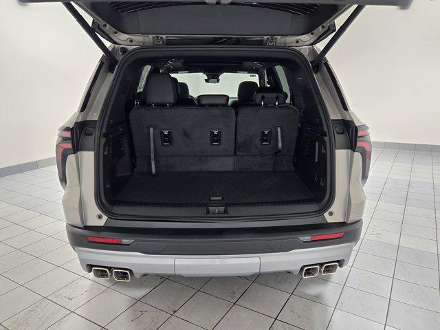 new 2026 Chevrolet Traverse car, priced at $50,858